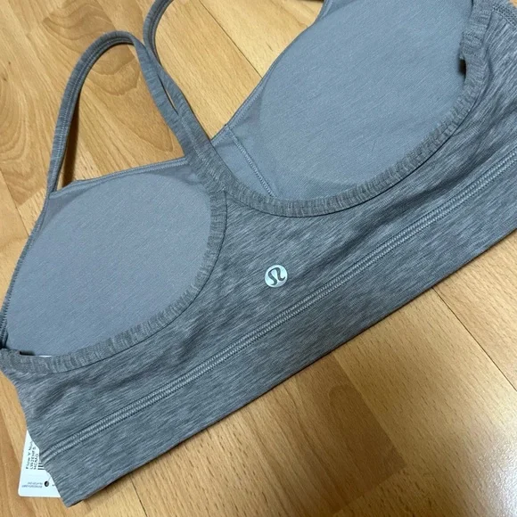 New Lululemon Flow Y Bra - Picture 5 of 7